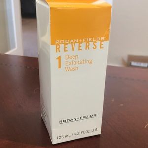 Rodan + Fields REVERSE Deep Exfoliating Wash